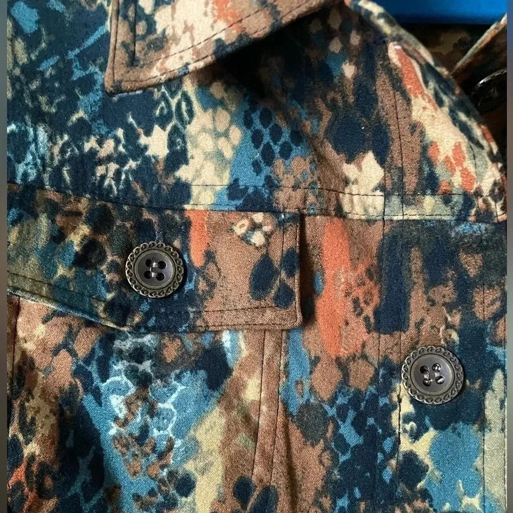 Christopher & Banks*  Faux Suede Camo Multicolored long sleeves Jacket Size XLP - Picture 5 of 7